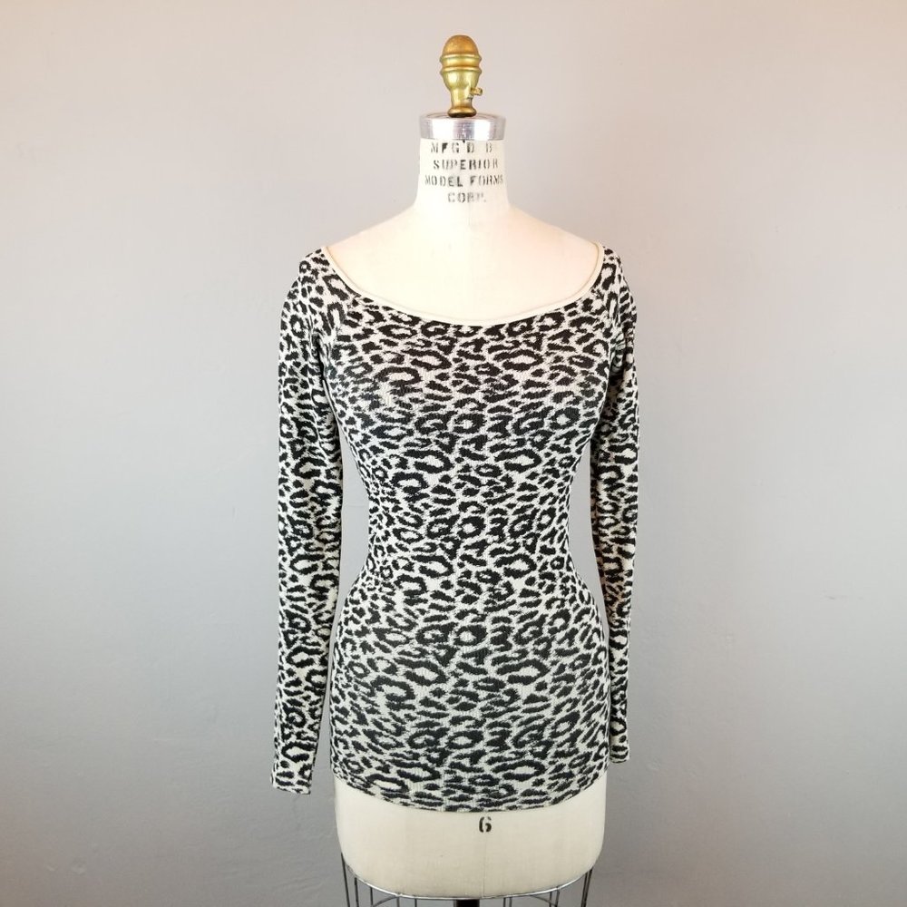 Nikibiki Super Stretchy Sexy Leopard Top